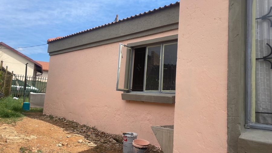 2 Bedroom Property for Sale in Mabopane North West